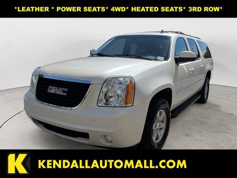 Used 2013 GMC Yukon XL SLT w/ SLT-2 Equipment Package AWD/4WD image 1