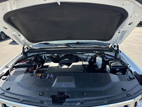 Used 2016 Chevrolet Suburban LTZ image 23