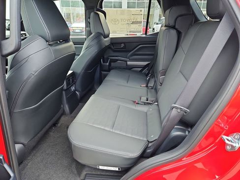 New 2026 Toyota 4Runner 4WD image 25