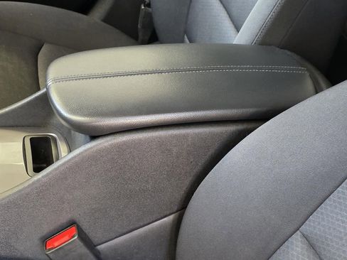 Used 2021 Chevrolet Malibu LT FWD image 8