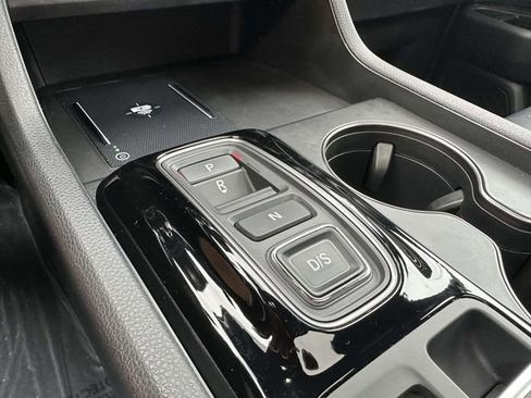 Used 2025 Honda Pilot TrailSport image 20