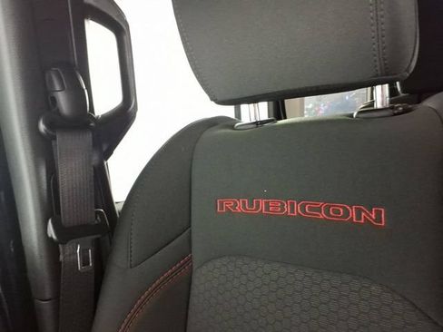 Used 2022 Jeep Wrangler Unlimited Rubicon AWD/4WD image 27