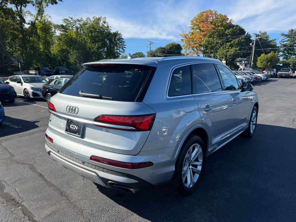 Used 2025 Audi Q7 3.0T Premium Plus AWD/4WD image 5