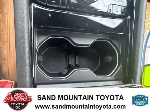 Used 2025 Jeep Grand Cherokee Summit w/ Adv Protech Group IV AWD/4WD image 21