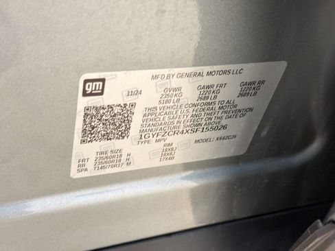 Used 2025 Cadillac XT4 Premium Luxury FWD image 23