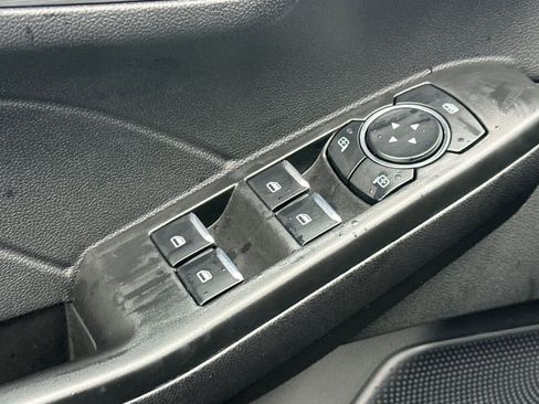 Certified 2025 Ford Escape Platinum image 13