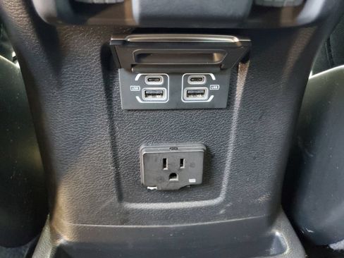 Used 2024 Jeep Wrangler Unlimited Rubicon 4xe AWD/4WD image 27