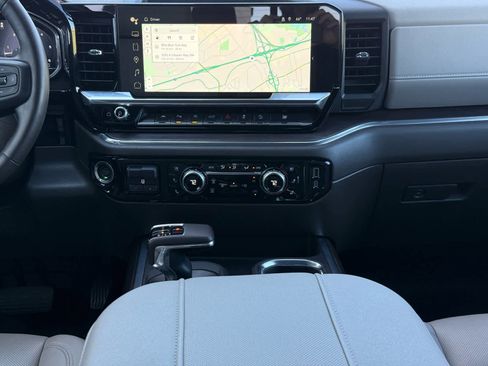 Used 2023 GMC Sierra 1500 SLT w/ SLT Premium Plus Package image 13