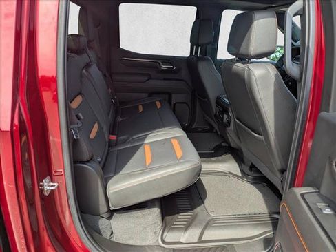 Used 2024 GMC Sierra 1500 AT4 w/ Technology Package AWD/4WD image 18