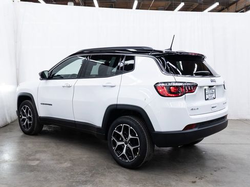 New 2026 Jeep Compass Limited image 4