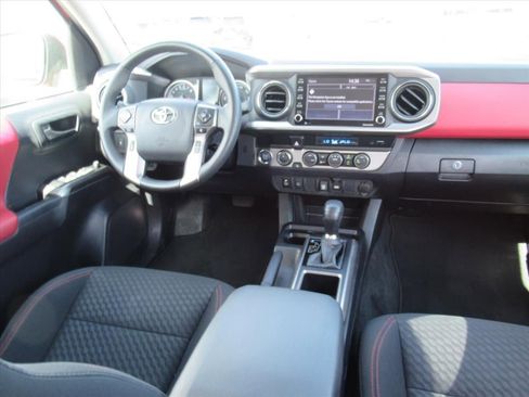 Used 2023 Toyota Tacoma SR5 w/ Technology Package AWD/4WD image 14