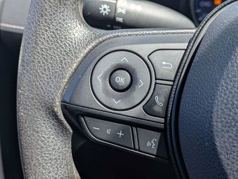 Used 2020 Toyota RAV4 LE w/ All Weather Liner Package AWD/4WD image 25