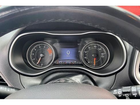 Used 2019 Jeep Cherokee Trailhawk image 23