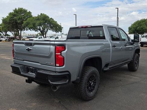New 2026 Chevrolet Silverado 2500 ZR2 AWD/4WD image 4