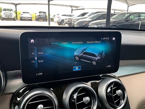 Certified 2022 Mercedes-Benz GLC 300 image 35