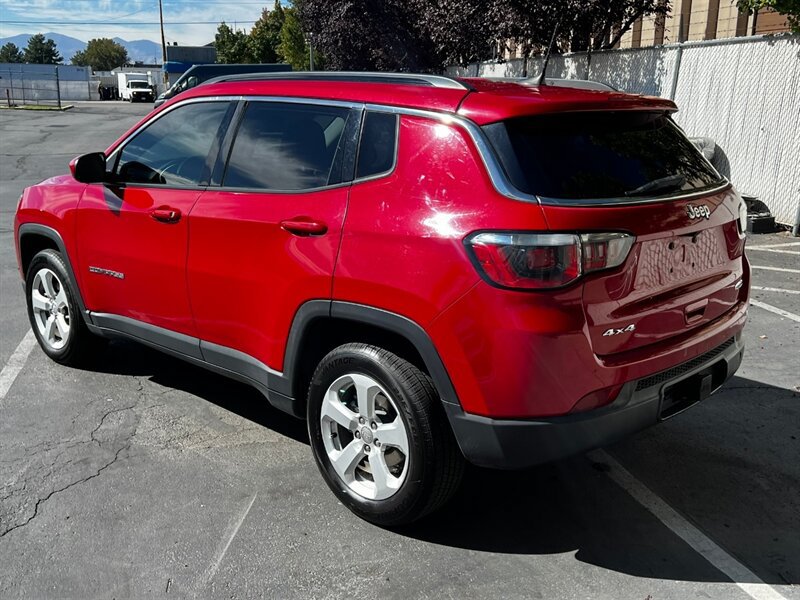 Used 2017 Jeep Compass Latitude w/ Popular Equipment Group AWD/4WD image 5