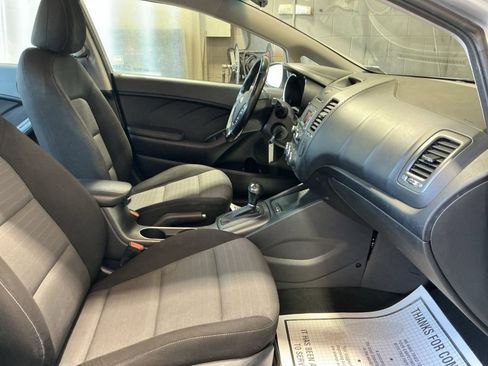 Used 2015 Kia Forte EX FWD image 23