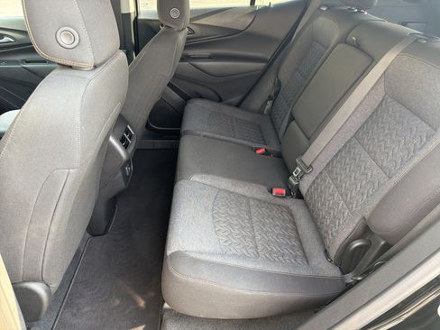 Used 2024 Chevrolet Equinox LT FWD image 21