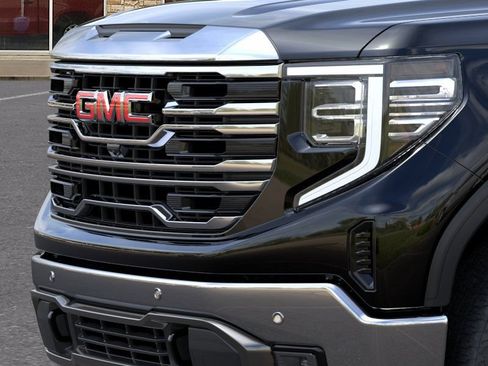 New 2026 GMC Sierra 1500 SLT AWD/4WD image 13