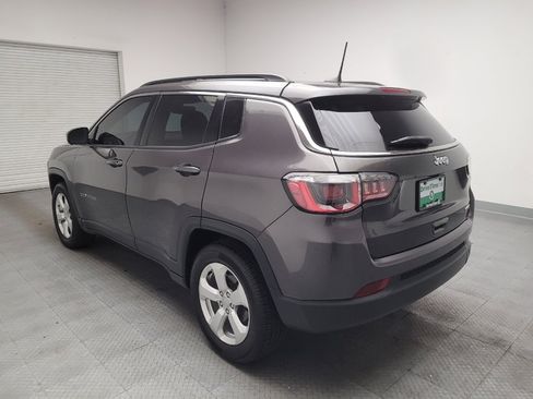 Used 2018 Jeep Compass Latitude w/ Popular Equipment Group FWD image 5