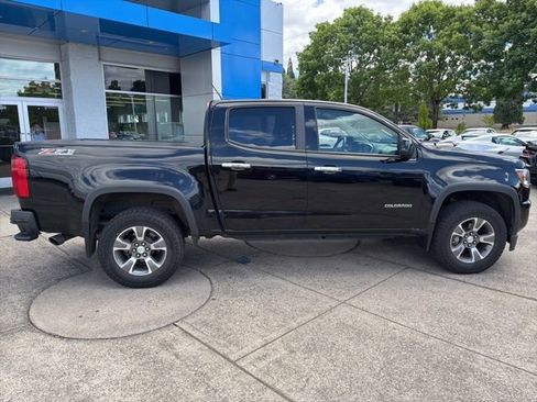 Used 2015 Chevrolet Colorado Z71 AWD/4WD image 9