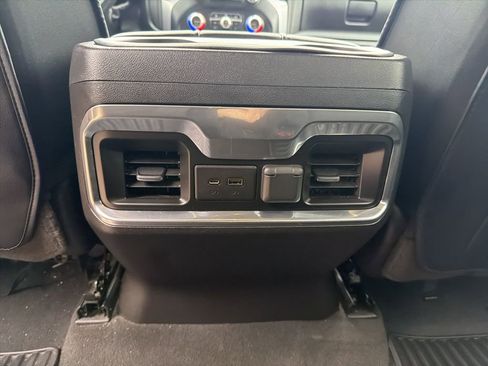 Used 2020 GMC Sierra 1500 Elevation AWD/4WD image 11