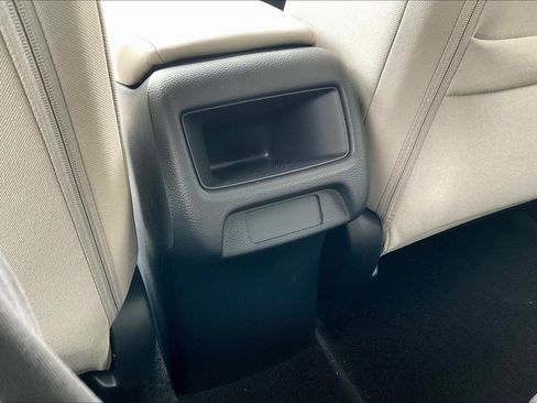 Used 2026 Honda HR-V LX image 10
