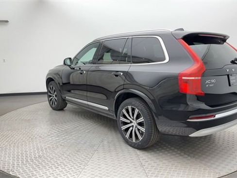 Certified 2022 Volvo XC90 T8 Inscription image 4