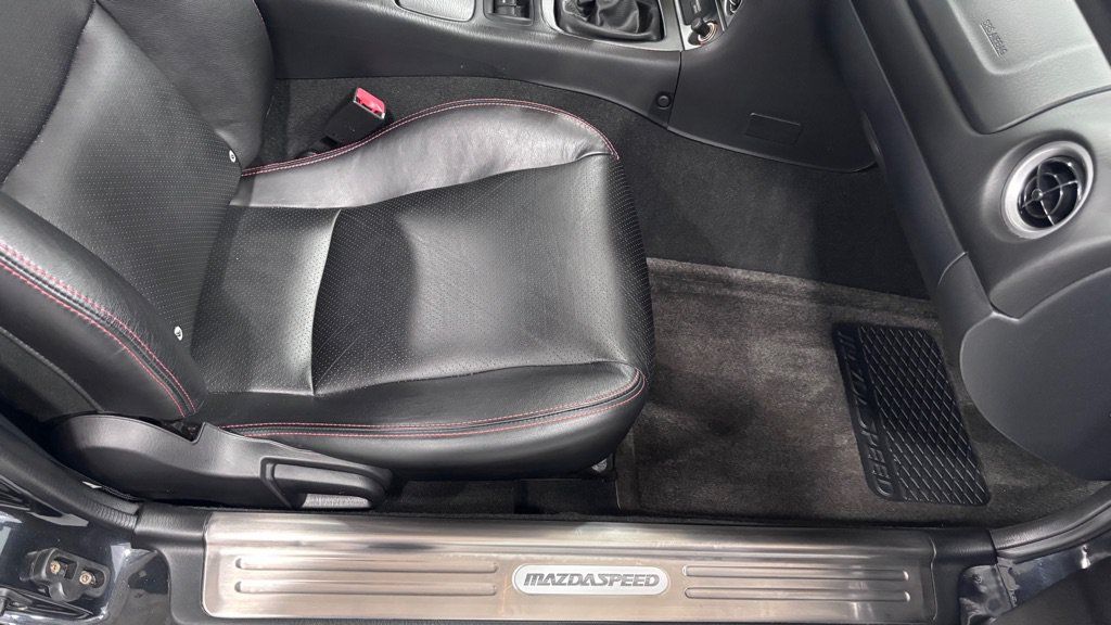 Used 2005 MAZDA MX-5 Miata MAZDASPEED RWD image 25