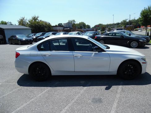 Used 2015 BMW 328i xDrive Sedan AWD/4WD image 7