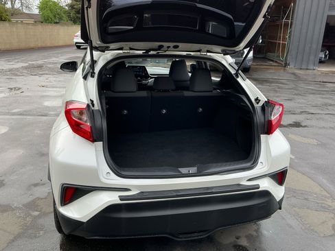 Used 2021 Toyota C-HR LE image 25