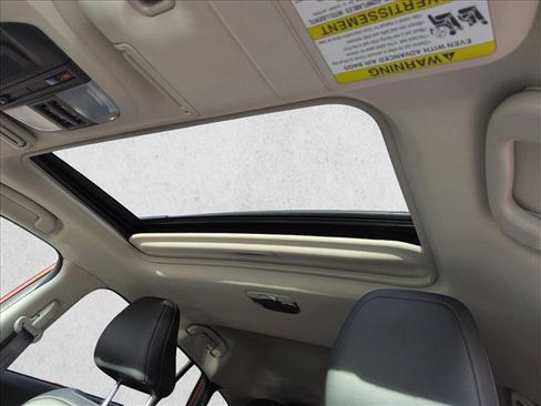 Certified 2025 Subaru Crosstrek 2.5i Limited image 15