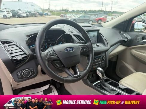 Used 2018 Ford Escape SEL AWD/4WD image 21