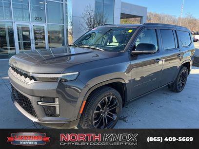 New 2026 Jeep Grand Wagoneer Summit w/ Rear Seat Video Group I