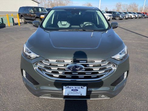 Used 2022 Ford Edge Titanium w/ Class II Trailer Tow Package image 8