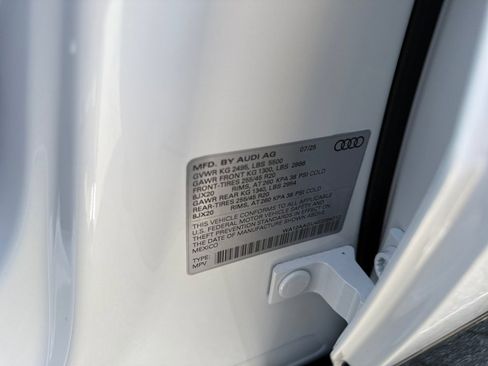 New 2025 Audi Q5 Premium Plus image 35