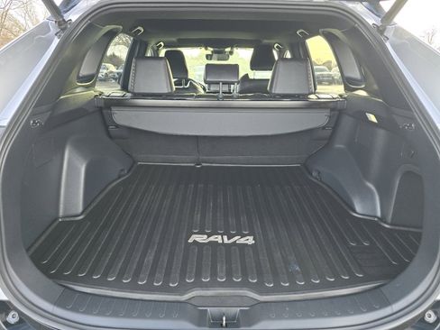 Used 2022 Toyota RAV4 XSE image 21