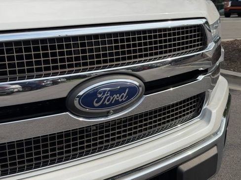 Used 2019 Ford F150 King Ranch w/ Equipment Group 601A Luxury AWD/4WD image 8