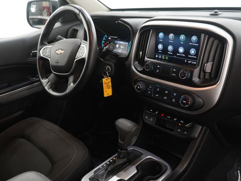Used 2020 Chevrolet Colorado LT w/ Colorado RST Special Edition image 14