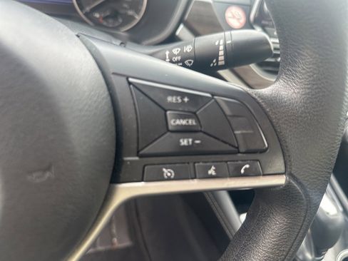 Used 2023 Nissan Altima 2.5 SV image 8