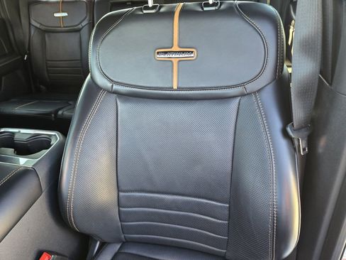 Used 2024 Ford F250 Platinum w/ FX4 Off-Road Package image 18