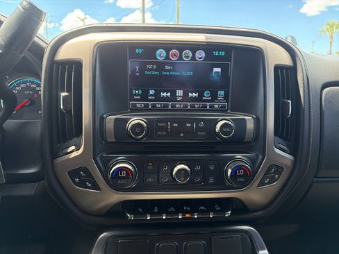 Used 2018 GMC Sierra 1500 Denali AWD/4WD image 14