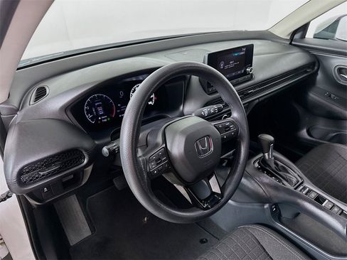 Certified 2024 Honda HR-V LX image 10