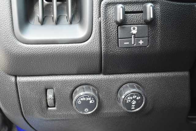 Used 2018 Chevrolet Colorado ZR2 AWD/4WD image 21