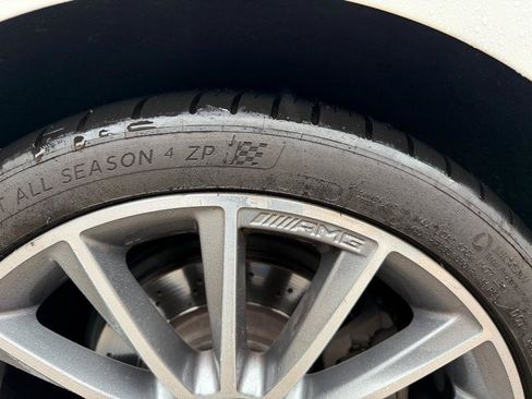Used 2018 Mercedes-Benz SL 550 image 35