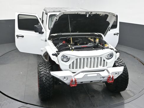 Used 2020 Jeep Gladiator Sport w/ Quick Order Package 24S AWD/4WD image 36