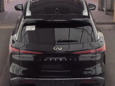 Certified 2023 INFINITI QX60 Luxe w/ Vision Package image 6