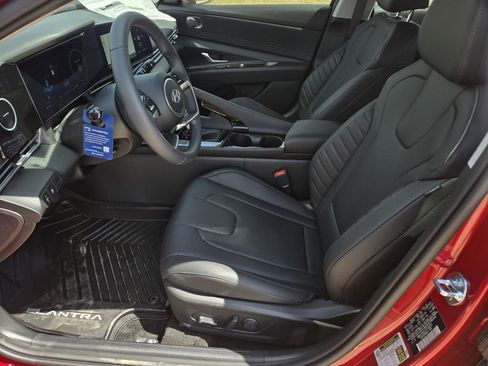 New 2026 Hyundai Elantra Limited FWD image 16