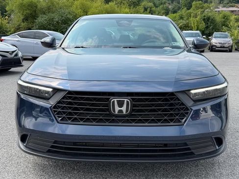 Used 2023 Honda Accord EX image 16