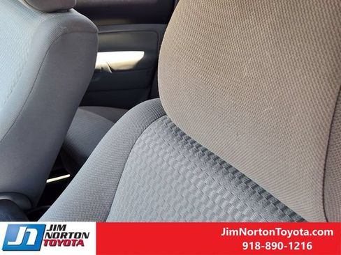 Used 2012 Toyota Tacoma PreRunner w/ Convenience Pkg RWD image 16